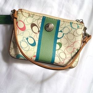 Wristlet